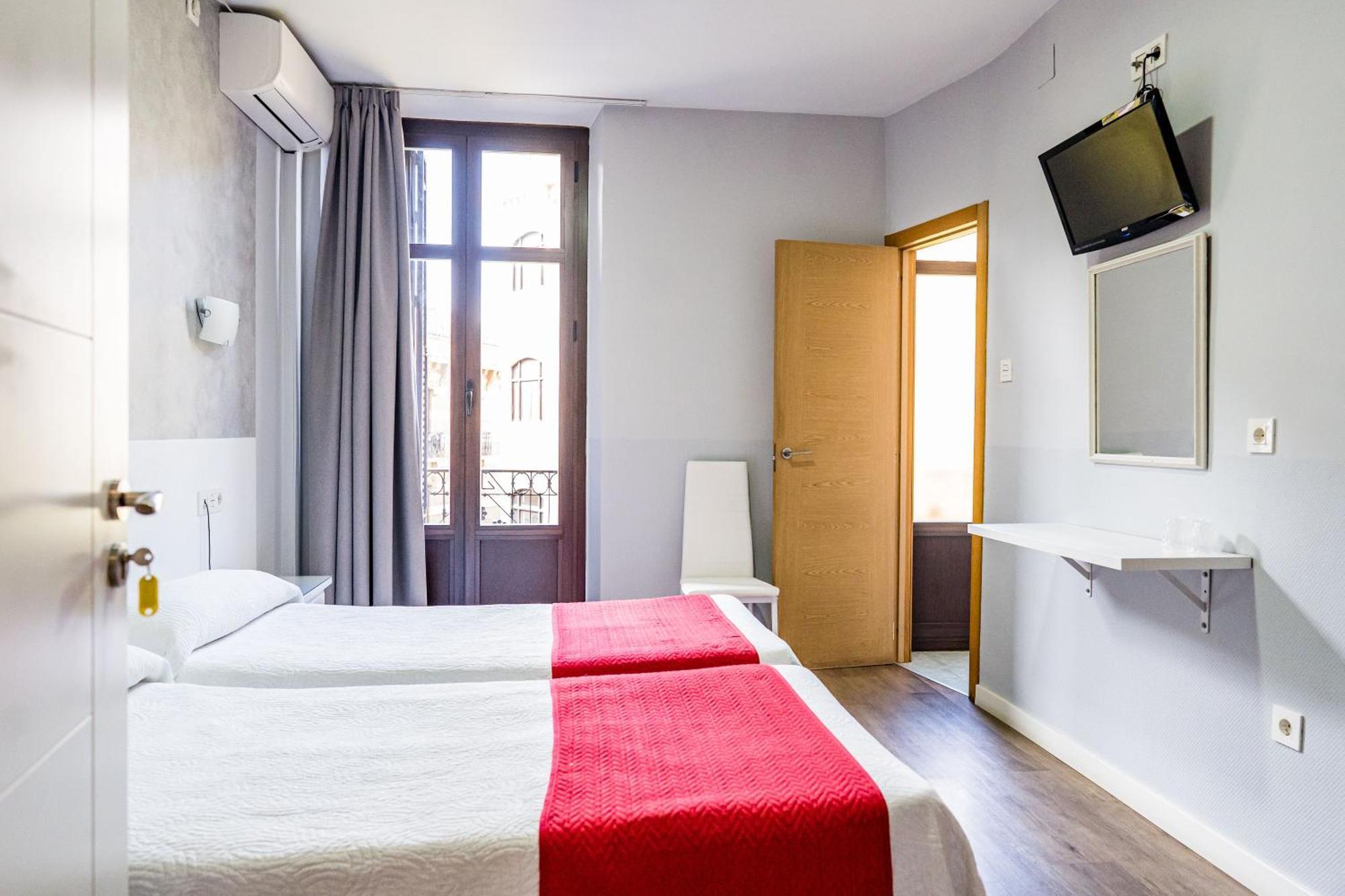Hostal Sonia Granada Buitenkant foto