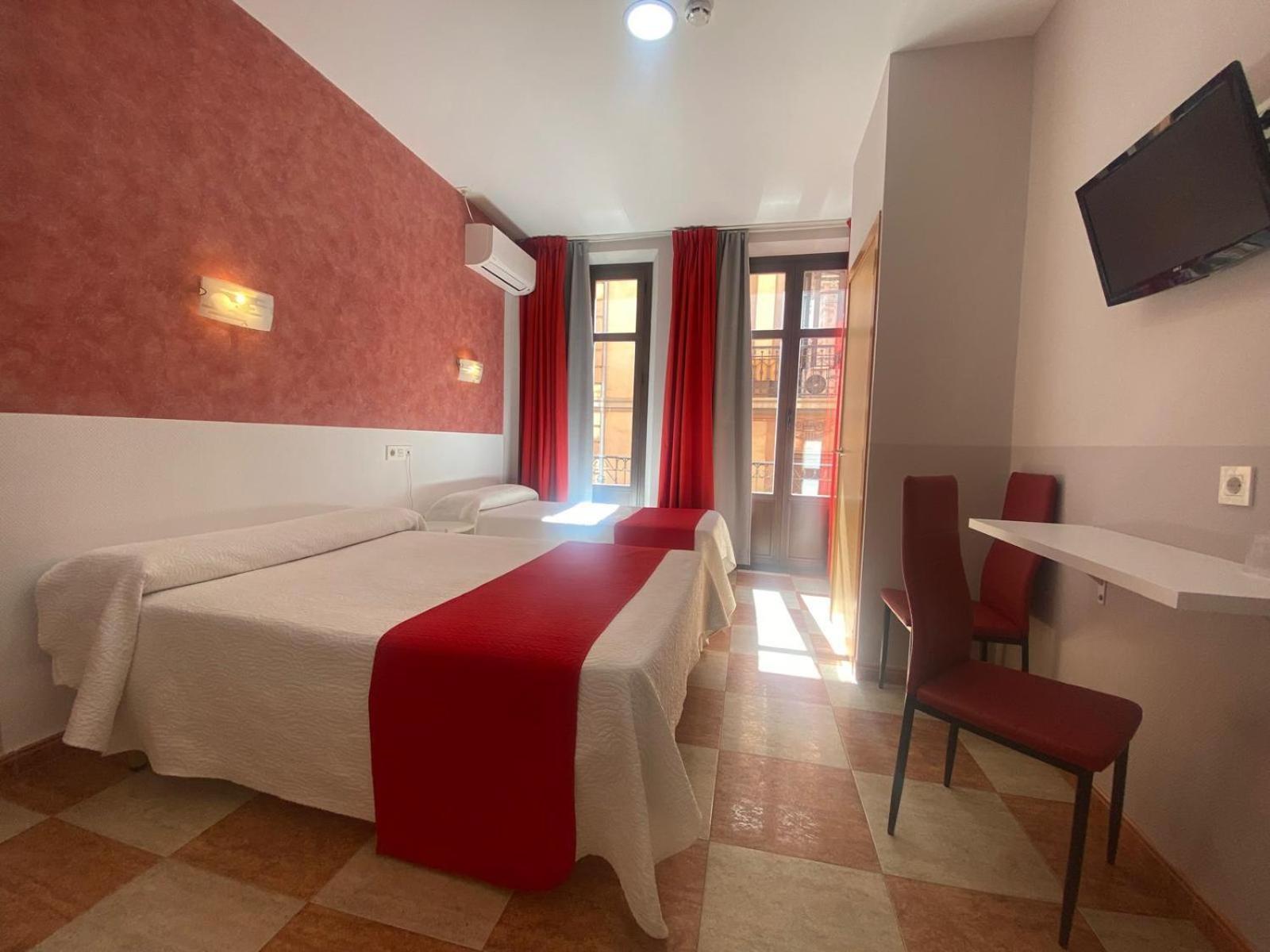 Hostal Sonia Granada Buitenkant foto