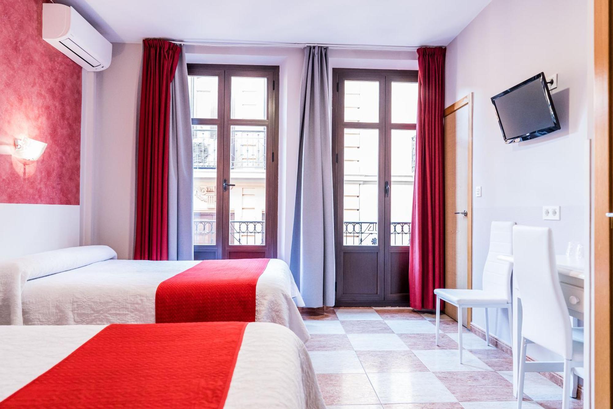Hostal Sonia Granada Buitenkant foto