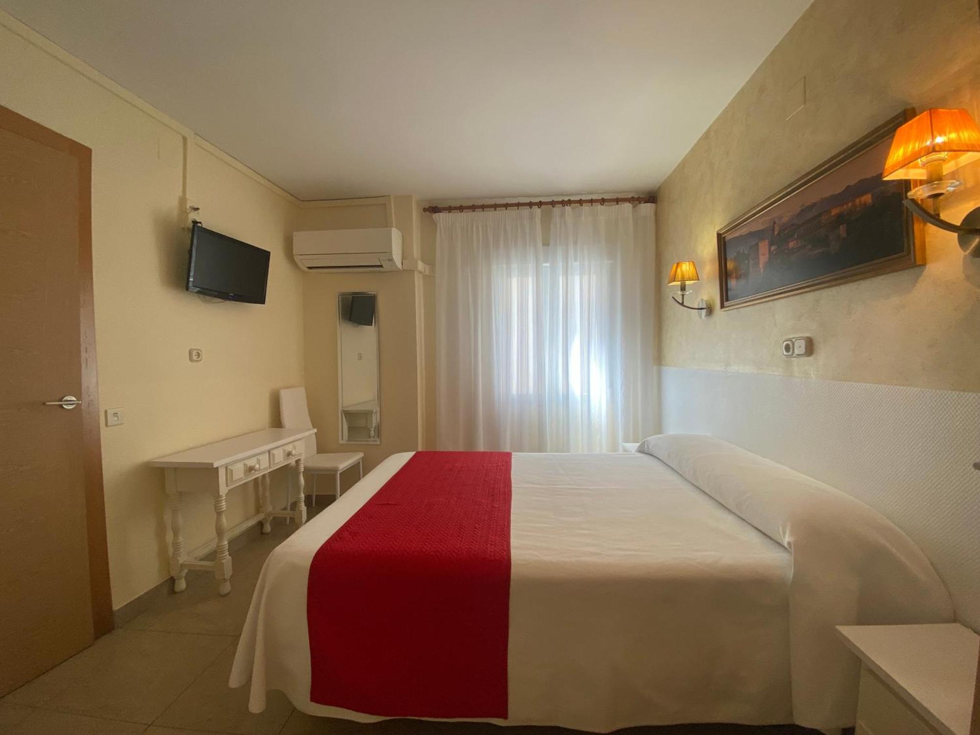 Hostal Sonia Granada Buitenkant foto